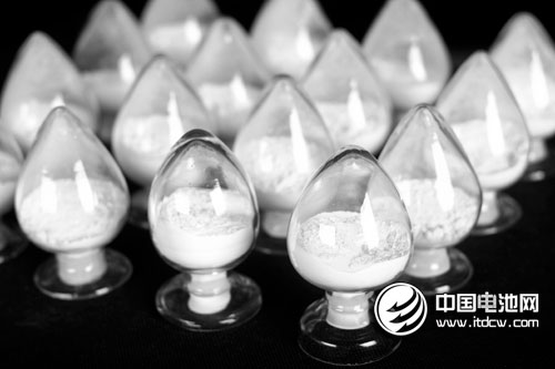 今日多家碳酸鋰企業(yè)報(bào)價(jià)穩(wěn)定 電池級(jí)每噸報(bào)價(jià)約13萬元