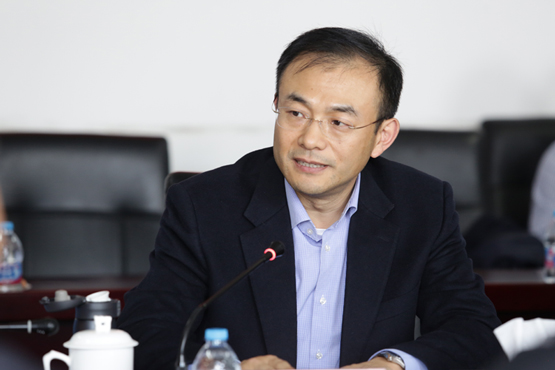 北汽集團黨委常委、北汽新能源黨委書記、總經理 鄭剛 北汽集團黨委常委、北汽新能源黨委書記、總經理 鄭剛