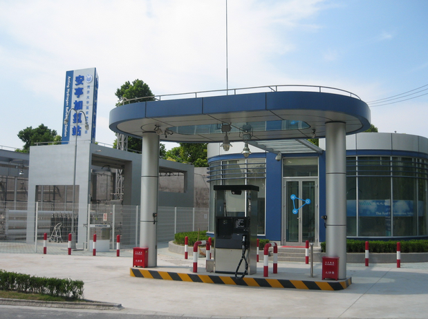 氫燃料電池車在美推廣障礙：加氫站太少