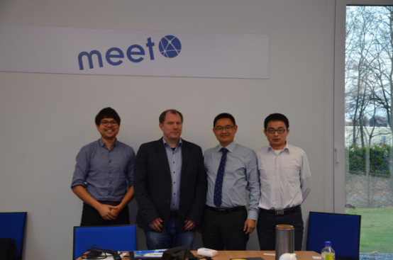 佛山中技烯米新材料有限公司劉福海董事長和譚美嬋總經理2016年年底與德國明斯特大學電池研究中心探討關于該新型涂炭集流體的研發改性