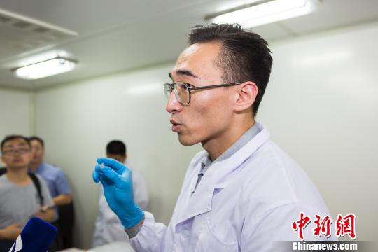 中國發(fā)現(xiàn)新型發(fā)電材料：未來可用衣服給手機充電