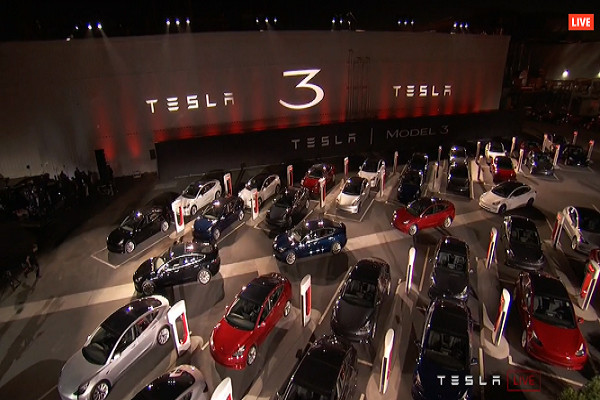 特斯拉CEO馬斯克：我們將昏天暗地忙生產6個月