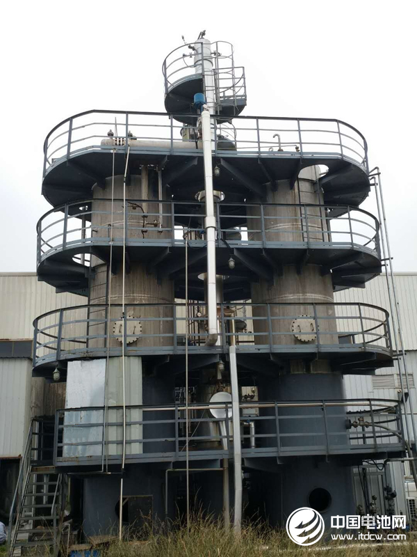 德立機械NMP回收精餾設備系統