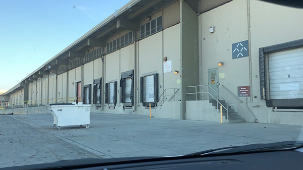 探訪賈躍亭美國造車工廠：沒有任何生產(chǎn)設(shè)備 僅一名員工打卡