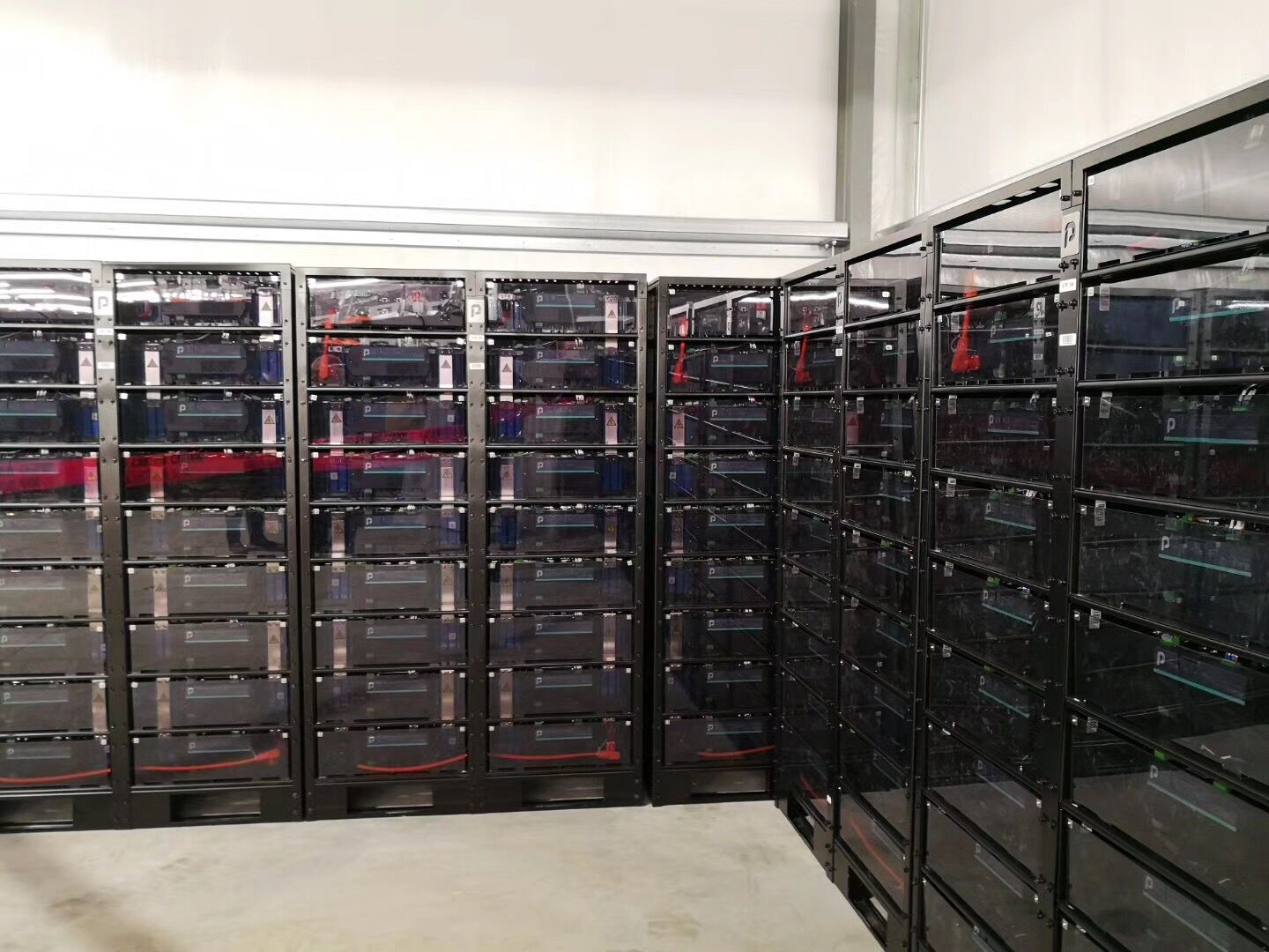 力信能源：北美最大40.8MWh電網(wǎng)服務儲能系統(tǒng)在加拿大并網(wǎng)運行