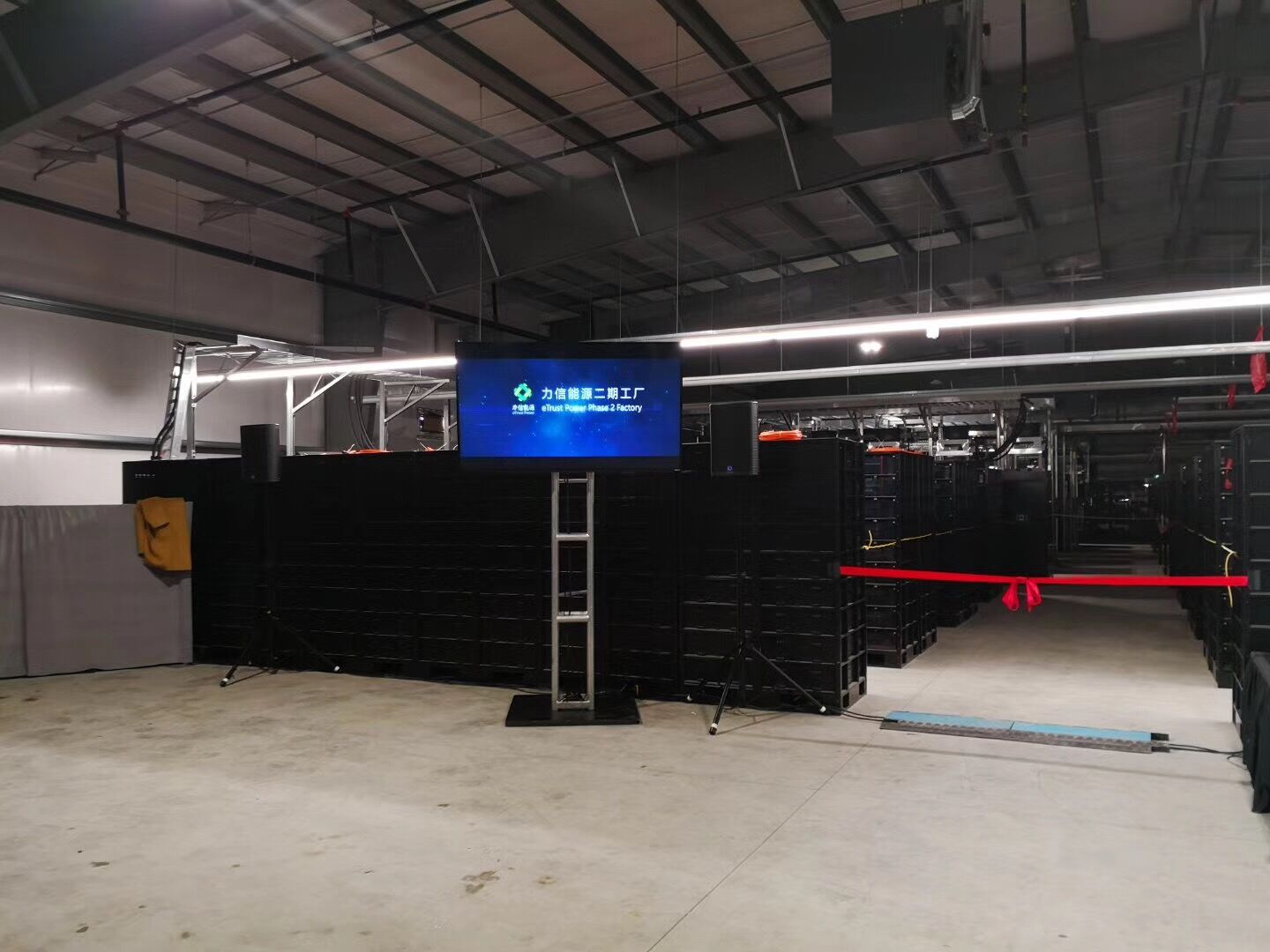 力信能源：北美最大40.8MWh電網(wǎng)服務儲能系統(tǒng)在加拿大并網(wǎng)運行