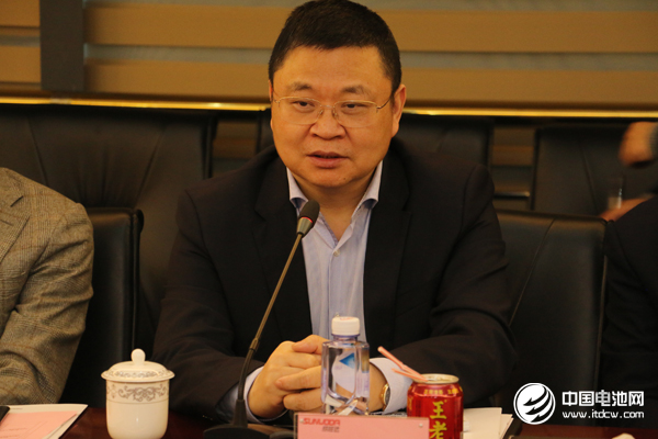 易事特集團股份有限公司董事長何思模