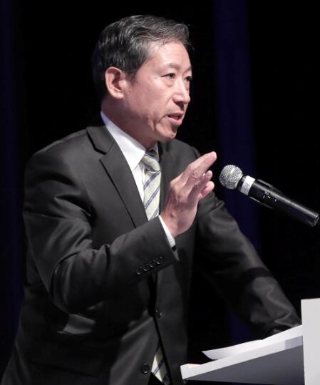 深圳市雄韜電源科技股份有限公司總裁張華農(nóng)