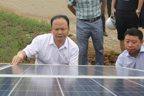 通威集團劉漢元:消除“生態貧困” 光伏產業要給力 通威集團劉漢元:消除“生態貧困” 光伏產業要給力