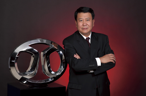  兩會(huì)代表議新能源汽車(chē)增長(zhǎng)的“絆腳石”  推動(dòng)新能源汽車(chē)產(chǎn)業(yè)發(fā)展