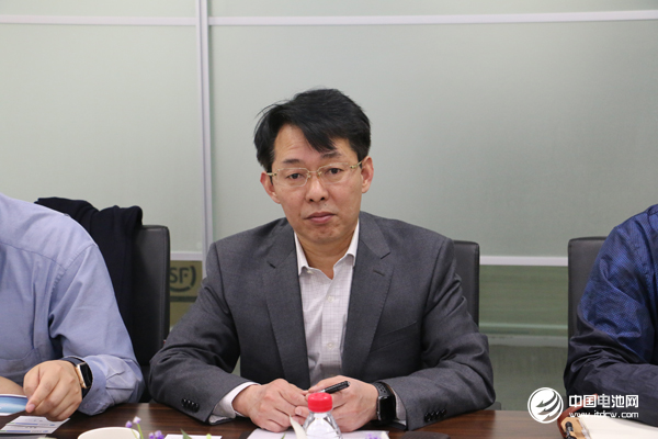 鋰電“達(dá)沃斯”論壇/電池百人會秘書長、中國電池網(wǎng)創(chuàng)始人/董事長于清教 鋰電“達(dá)沃斯”論壇/電池百人會秘書長、中國電池網(wǎng)創(chuàng)始人/董事長于清教