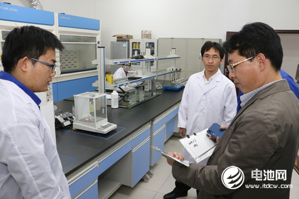 玉皇新能源石墨烯年產能達3噸 今年動力電池產能或達12億WH 