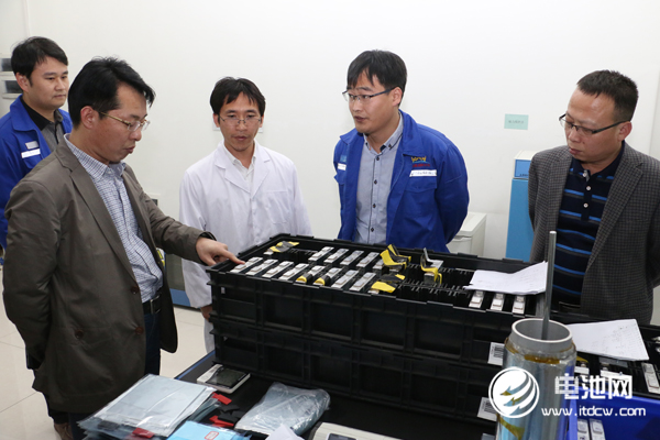 玉皇新能源石墨烯年產能達3噸 今年動力電池產能或達12億WH 