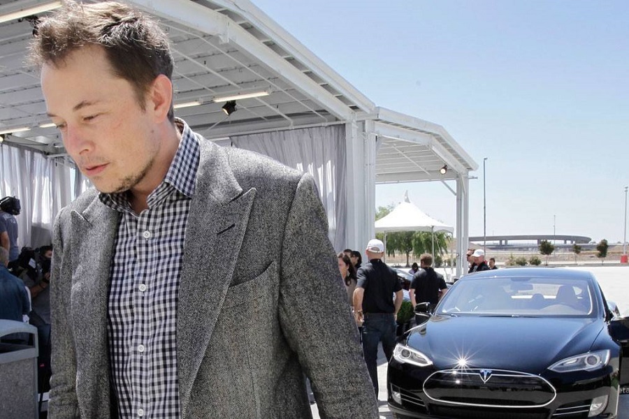 自動(dòng)駕駛事故不斷 產(chǎn)能地獄與反復(fù)跳票：特斯拉破產(chǎn)還有多遠(yuǎn)？