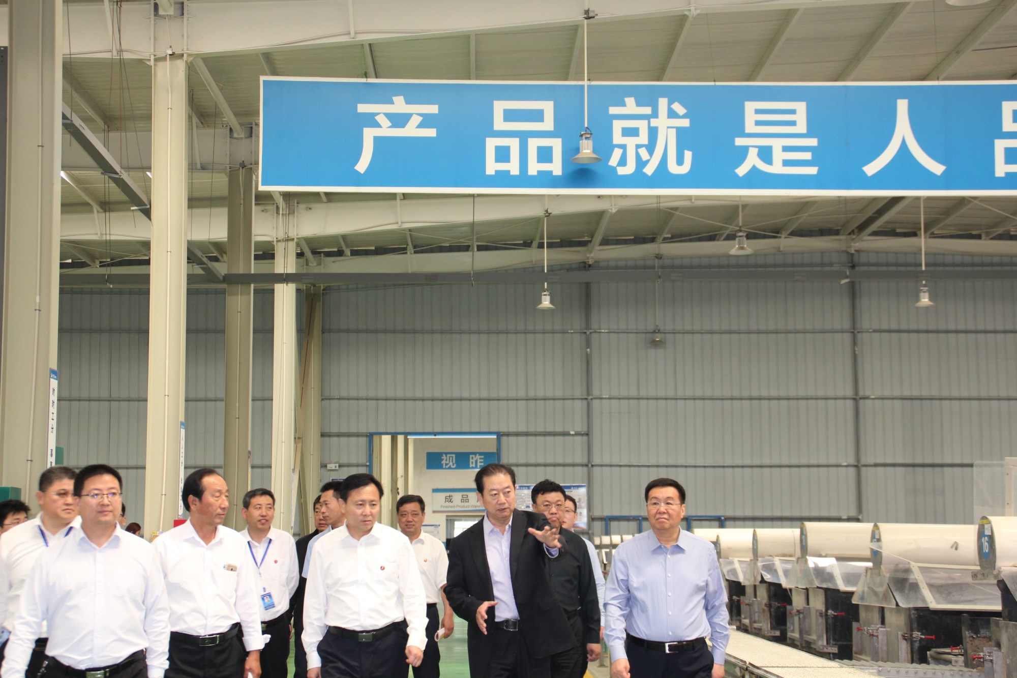 衡水市委常委、政法委書記鈕興輝到奧冠調研 給予產品研發高度肯定