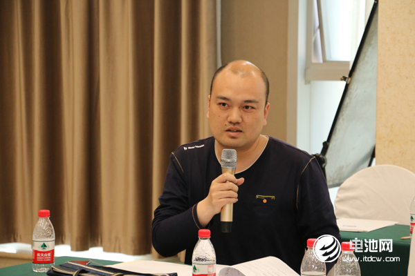 新鄉市工業和信息化委員會裝備工業科副科長朱佳佳 新鄉市工業和信息化委員會裝備工業科副科長朱佳佳