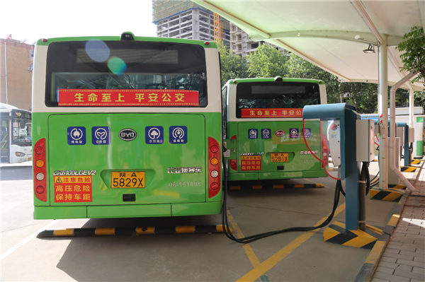 6月將生產(chǎn)K8S純電動(dòng)雙層巴士 比亞迪客車西安工廠參觀小記 6月將生產(chǎn)K8S純電動(dòng)雙層巴士 比亞迪客車西安工廠參觀小記