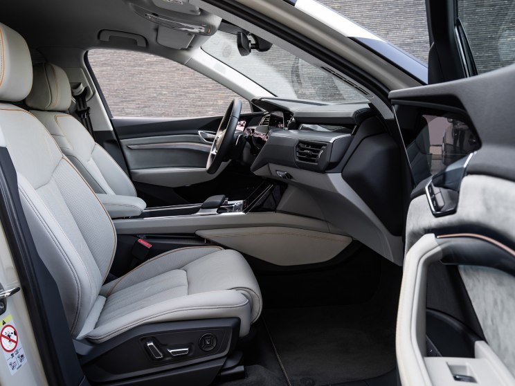 奧迪e-tron 奧迪e-tron