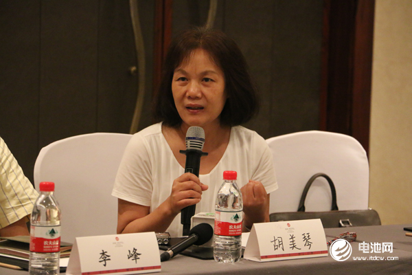 浙江雙元科技開發有限公司總經理胡美琴