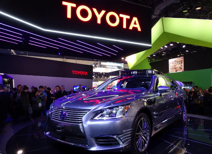 豐田汽車的未來戰略:“自動駕駛”比“無人駕駛”更加穩妥