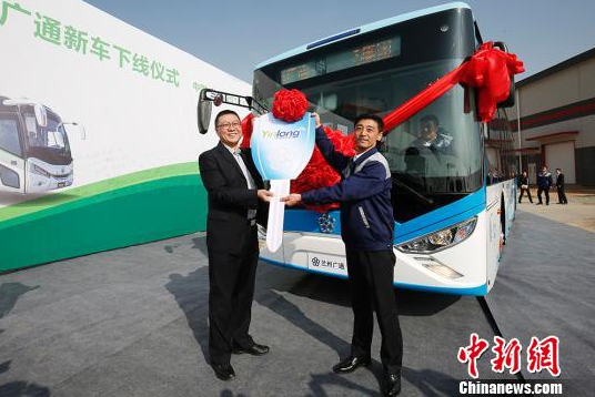 董明珠斥巨資在蘭州新區(qū)打造的新能源汽車正式投產(chǎn) 董明珠斥巨資在蘭州新區(qū)打造的新能源汽車正式投產(chǎn)