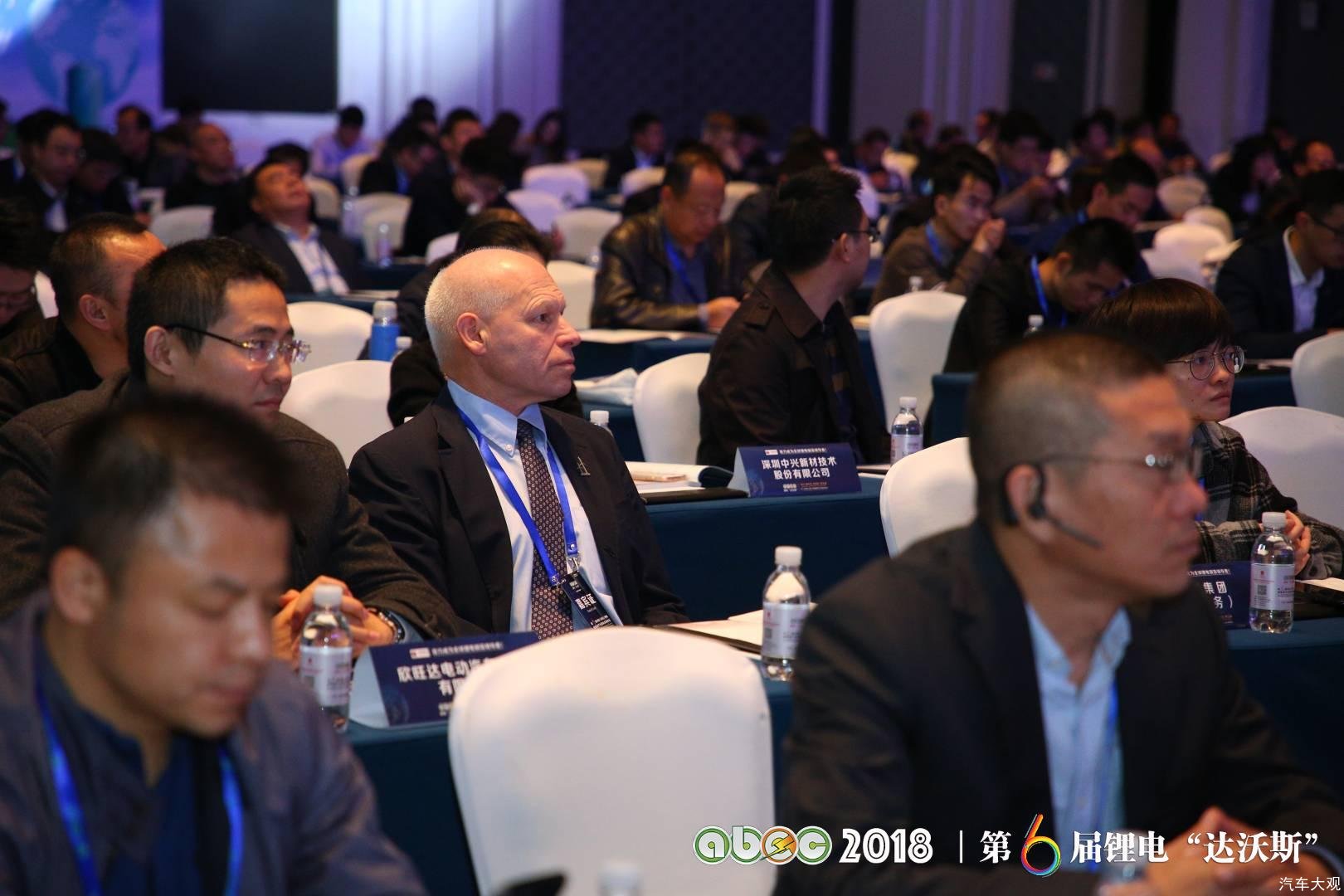 鋰電“達沃斯”:如何破解動力電池回收難題? 鋰電“達沃斯”:如何破解動力電池回收難題?