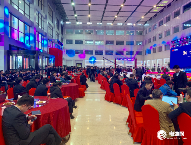 國軒高科舉辦第八屆科技創(chuàng)新大會現(xiàn)場