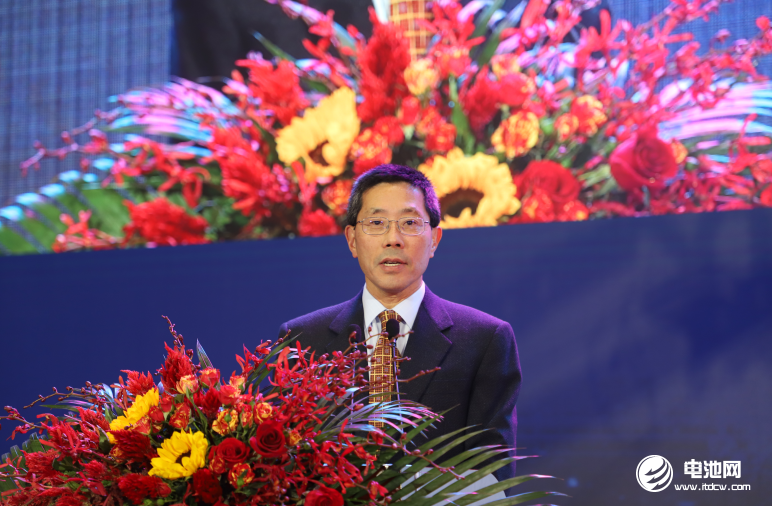 美國工程院院士、臺灣中央研究院院士、麻省理工學院教授蔣業(yè)明