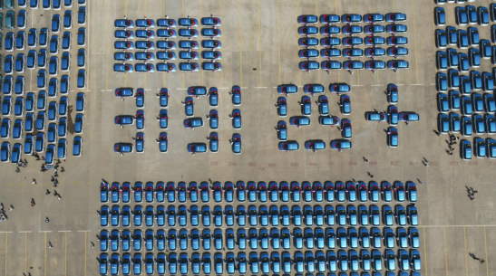 獻禮改革開放40周年！深圳西湖股份投放3191臺比亞迪e6出租車