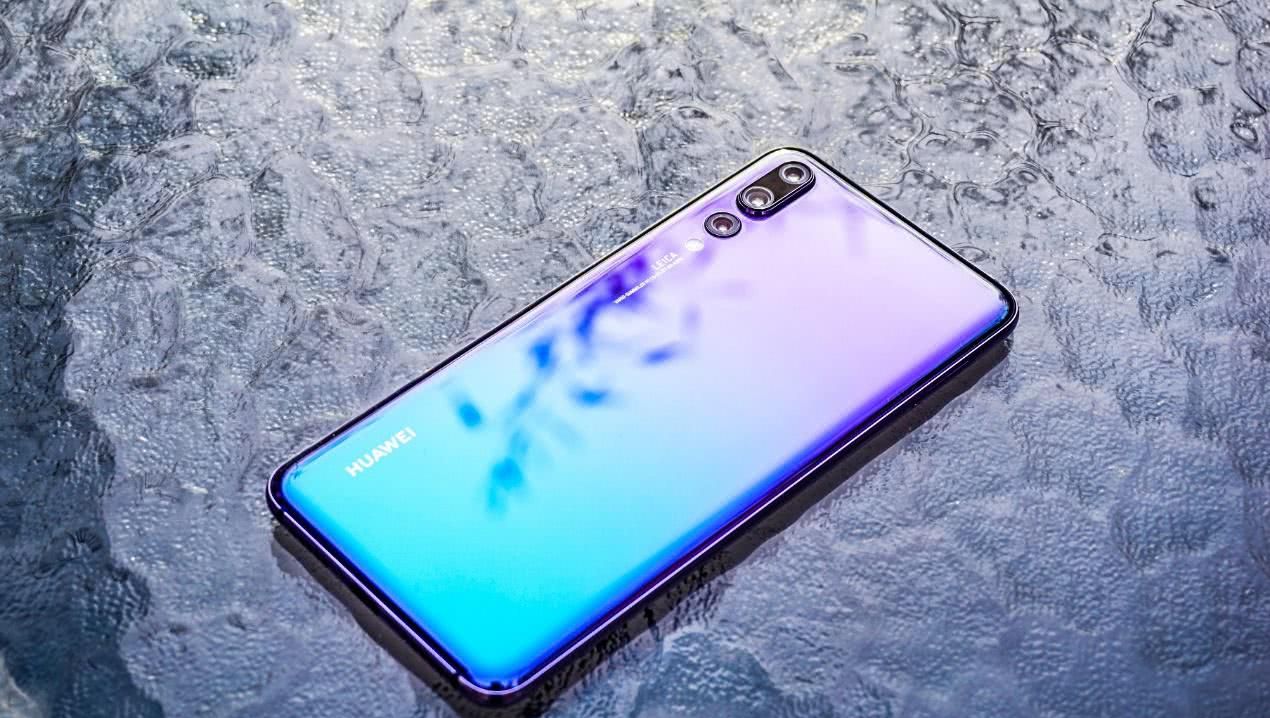 智能手機產(chǎn)量預(yù)期下滑 逆流而上的是? 智能手機產(chǎn)量預(yù)期下滑 逆流而上的是?