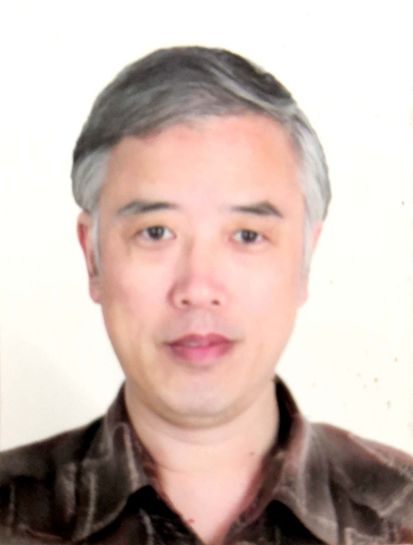 中南大學(xué)化學(xué)電源與材料研究所所長(zhǎng)唐有根