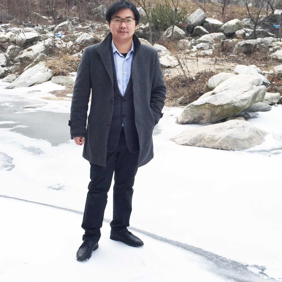 武漢理工大學(xué)材料復(fù)合新技術(shù)國家重點實驗室教授唐浩林 武漢理工大學(xué)材料復(fù)合新技術(shù)國家重點實驗室教授唐浩林