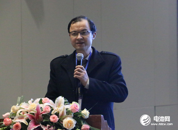 汽車創(chuàng)始人、清華學堂講師、工信部培訓中心汽車專家張翔 汽車創(chuàng)始人、清華學堂講師、工信部培訓中心汽車專家張翔