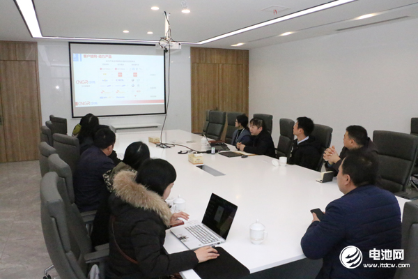 中國電池新能源產業(yè)鏈調研團一行與中偉新材料相關領導交流、座談