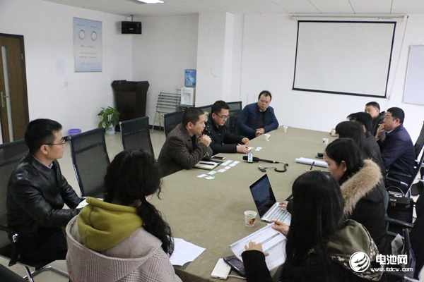 中國電池新能源產業鏈調研團一行與業翔晶科相關領導交流、座談