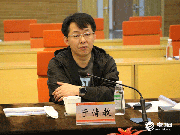 中關(guān)村新型電池技術(shù)創(chuàng)新聯(lián)盟秘書長(zhǎng)、電池“達(dá)沃斯”組委會(huì)秘書長(zhǎng)于清教