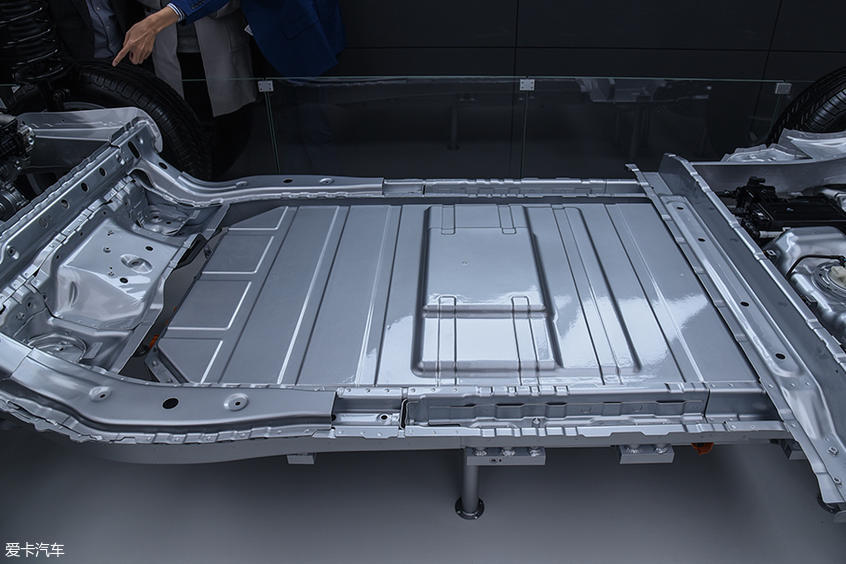 理想ONE正式開啟預定 售價32.80萬元