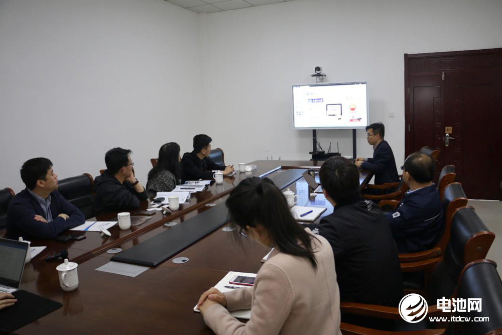 中國電池新能源產業鏈調研團一行與裕能化工相關領導交流、座談