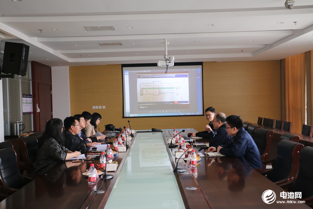 中國電池新能源產業鏈調研團一行與石大勝華相關領導交流、座談 中國電池新能源產業鏈調研團一行與石大勝華相關領導交流、座談