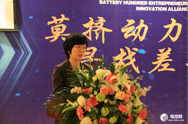 遂平縣人民政府副縣長王紅新 遂平縣人民政府副縣長王紅新