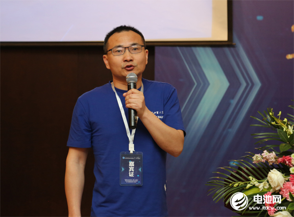 新特汽車智能互聯(lián)中心總經(jīng)理肖華東 新特汽車智能互聯(lián)中心總經(jīng)理肖華東