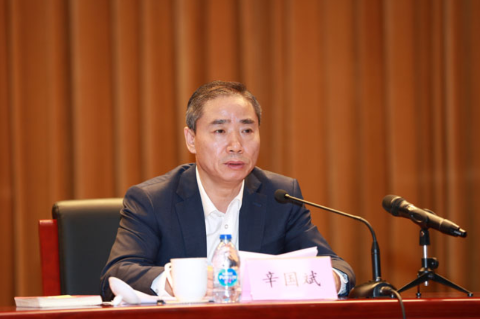 加強(qiáng)新能源汽車安全管理電視電話會(huì)議召開 辛國斌提四點(diǎn)要求