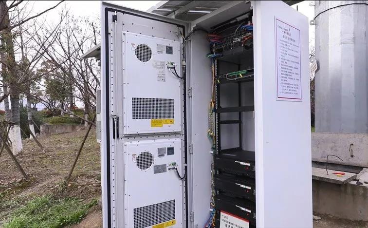 中國鐵塔浙江分公司在奧體公園室外站點測試 中國鐵塔浙江分公司在奧體公園室外站點測試