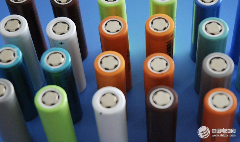 上半年新能源電池行業(yè)13項并購總額達88.31億 并購重組將趨于理性 上半年新能源電池行業(yè)13項并購總額達88.31億 并購重組將趨于理性