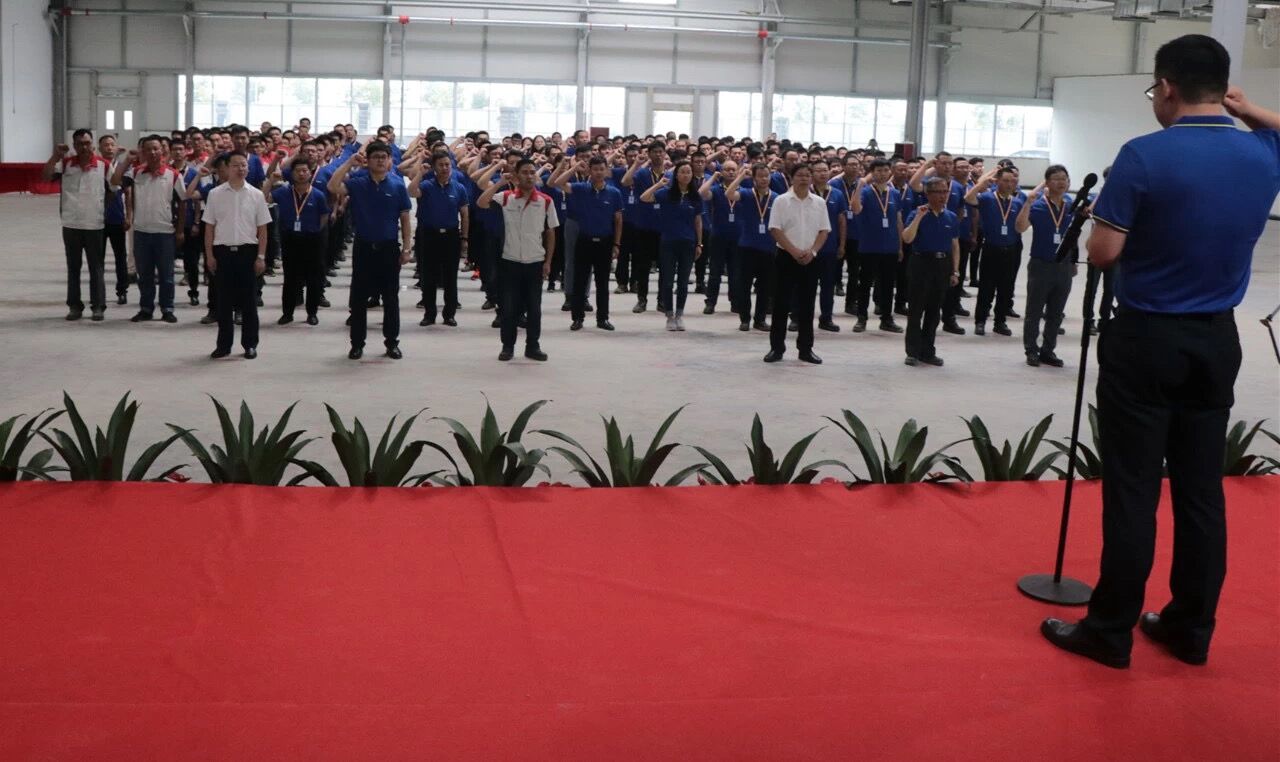 蜂巢科技誓師“奮戰(zhàn)百天”：瞄準(zhǔn)未來(lái)趨勢(shì) 發(fā)展最新技術(shù)