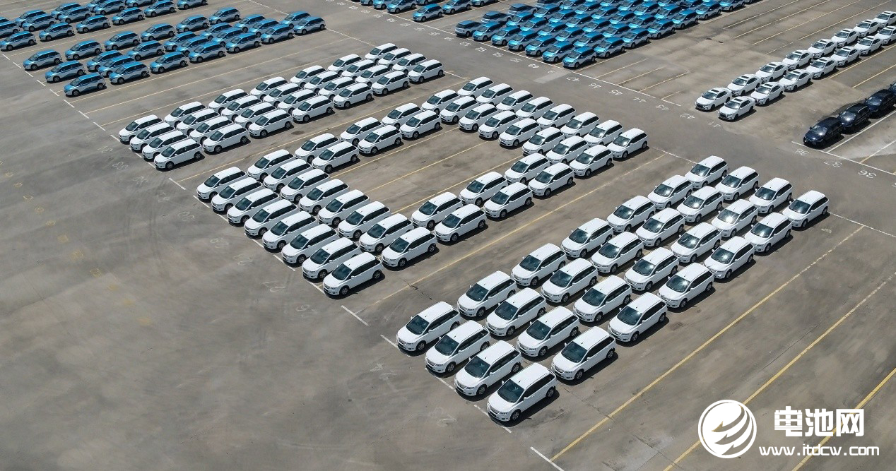 江蘇規(guī)劃到2025年新能源車產(chǎn)量超100萬輛 開展氫燃料電池車試點(diǎn)示范運(yùn)營