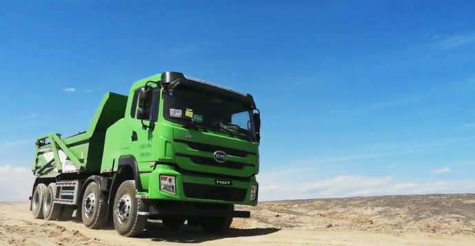 比亞迪純電動(dòng)自卸車(chē)挑戰(zhàn)高溫極限 彰顯新能源重卡領(lǐng)域先進(jìn)技術(shù)