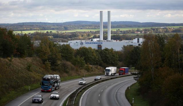 大眾集團(tuán)ID.3電動(dòng)車舉行投產(chǎn)儀式 德國總理默克爾出席