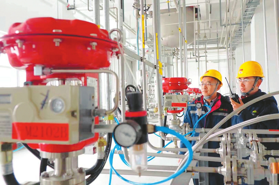 總投資1.64億 大同新成2萬噸汽車鋰電池電解液項(xiàng)目進(jìn)行測試