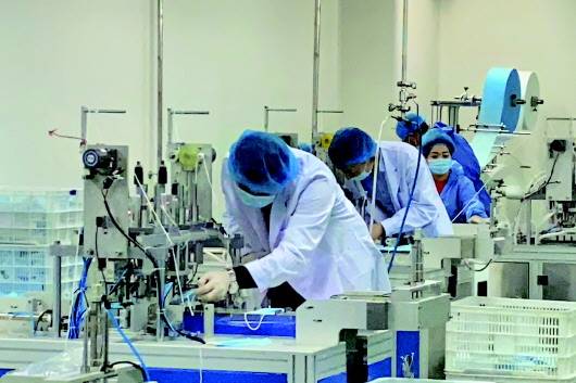 口罩機也瘋狂：直擊高價低質亂象